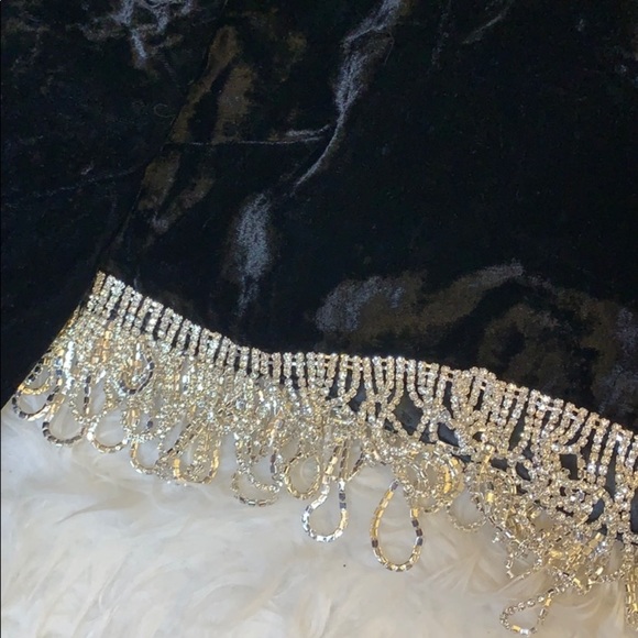 **SOLD** REVOLVE x CAMILA COEHLO Aliah Cropped Top - Picture 4 of 4